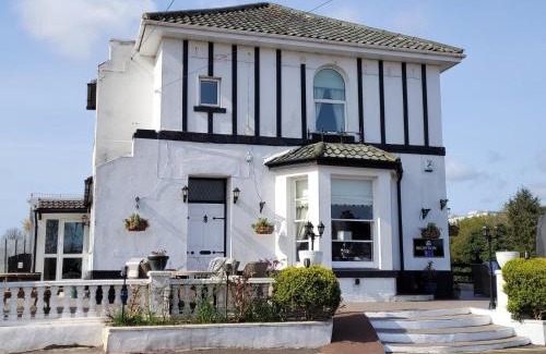 Galmpton Hotel | The Station Guest House