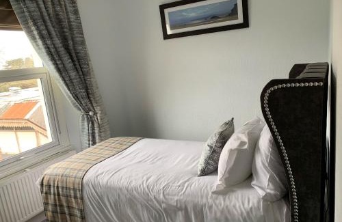 Galmpton Hotel | The Station Guest House