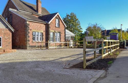 Nether Poppleton House | The Station House