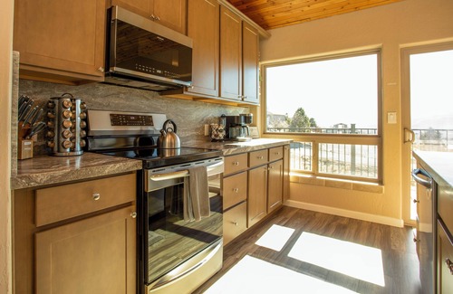 Carson City House | The Stone House with Beautiful Sierra Views - 30 Minutes to Tahoe