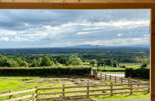 Lisnagunogue Other | The Stone Wall Hideaway