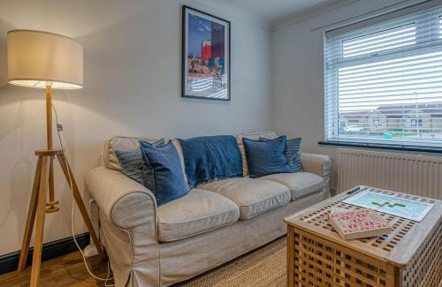 Hunstanton House | The Stowaway - Coastal Bungalow - Crabpot Cottages Hunstanton