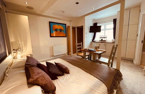 Shrewsbury House | The Stowe