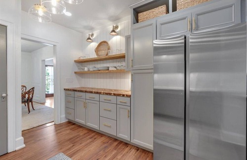 Rome House | The Strager Stay - Blocks from Film Site