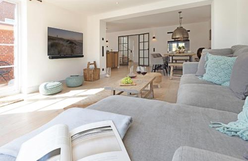 List House | The Strand