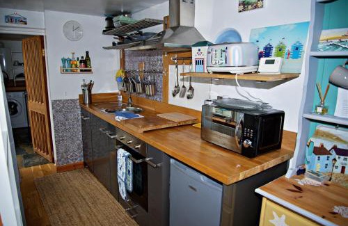Criccieth House | THE STUDIO PORTHYRAUR