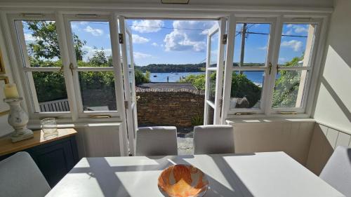 St. Mawes House | The Summer House