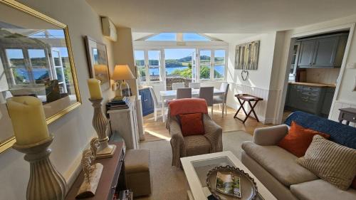 St. Mawes House | The Summer House
