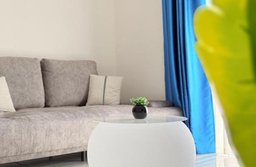 Kampung Sungai Nibong Apartment | The Sun Executive Suite - Dolphin's Home