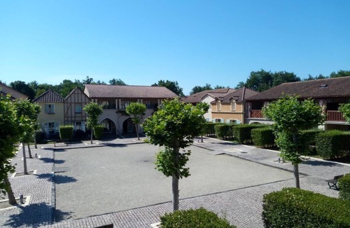 Monflanquin Apartment | The sun of Lake Mondésir