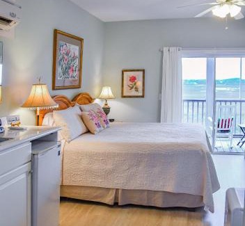 Sunset Beach Hotel | The Sunset Inn