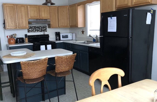 Thompson House | The Sunset Lodge Country Oasis