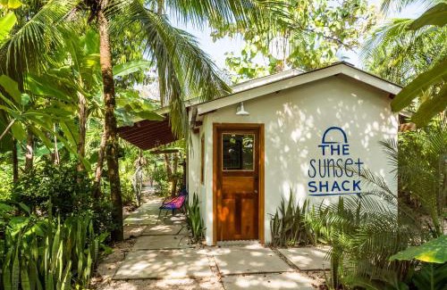 Playa Guiones Hotel | The Sunset Shack