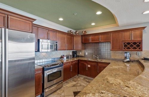 Destin Condo | THE SUNSET SUITE |3BR | SLEEPS 8 | PENTHOUSE | AMAZING VIEWS | POOL