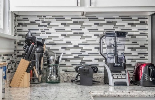 Southeast Omaha House | The Swim Spa Spot Near Downtown!