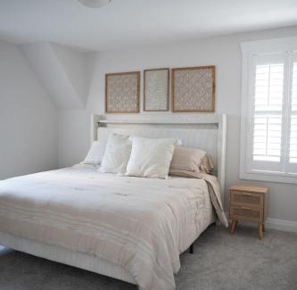 North Nashville House | The Teal Door Cottage-Spacious home with Kingsuite
