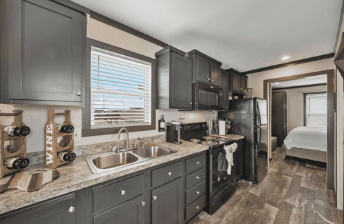 Fredericksburg Cottage | The Texas Longhorn - 131