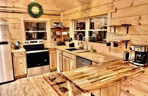 Bryson City House | The Three Dog Night Cabin