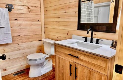 Bryson City House | The Three Dog Night Cabin