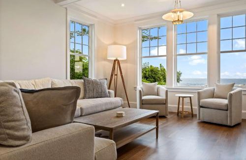 York Beach House | The Tidepools - Home for 12