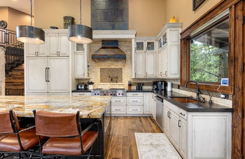 Copper Mountain House | The Timber Lodge at Copper Mountain private hot tub!