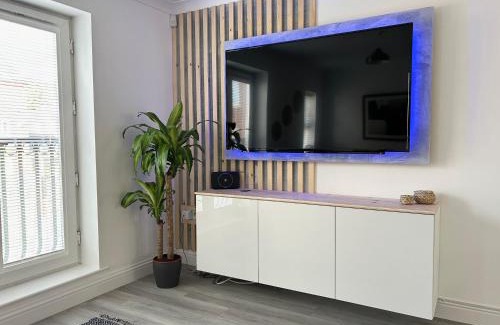 Market Harborough House | The Town House, whole house suitable for contractors and families