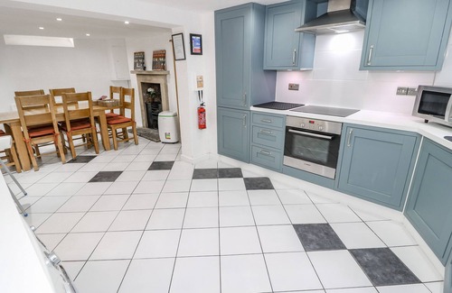 York House | THE TOWNHOUSE, pet friendly, character holiday cottage in York