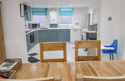 York House | THE TOWNHOUSE, pet friendly, character holiday cottage in York