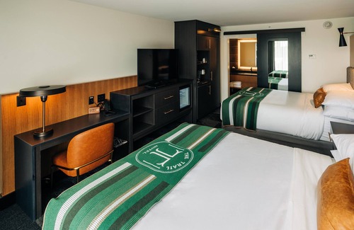 Bardstown Hotel | The Trail Hotel