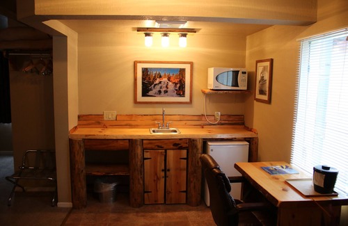 South Lake Tahoe Hotel | The TrailHead