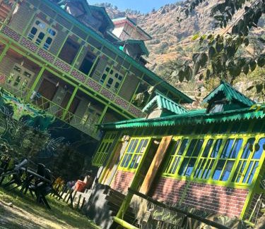 Kasol Hotel | THE TRIPPY hills