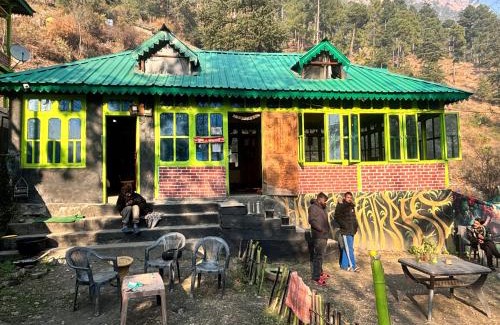 Kasol Hotel | THE TRIPPY hills