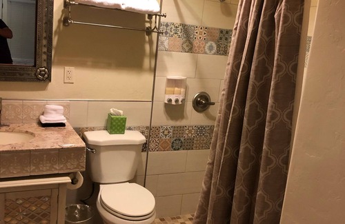 Downtown Tucson Hotel | The Tucson Room-Within Walking distance to all bars/Restaurants/Shops