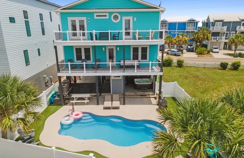 North Carolina Coast House | The Turquoise Turtle -Private Pool, Hot Tub, Ocean View, 2nd Row, 4BR, Kids Area