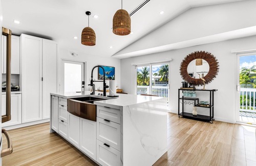 Marathon Villa | The Twin Palm Villas in Sombrero Beach - A- Oceanfront home with great views.