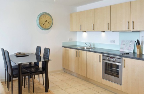 Portsmouth Cottage | The Two Bedroom Balcony View