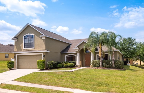 Legacy Park Villa | THE ULTIMATE MOUSE HOUSE, a Spectacular Disney Themed Pool Villa for Families!
