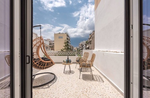 Kaisariani Apartment | The Urban Loft 2 - Athens Unique Oasis