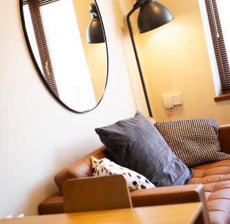 Belfast Apartment | The Van Gogh - Unique 1 bd -Gold Short Term Stays