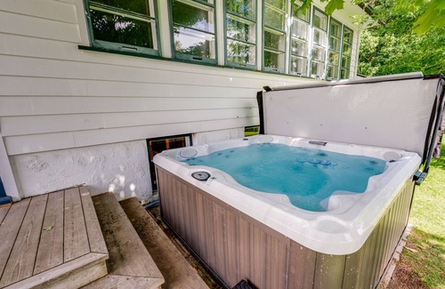 Saint Ferreol les Neiges House | The Village School 1830 - 30 people with 1 spa and 1 sauna