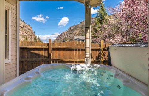 Ouray House | The Victorian off Main Street