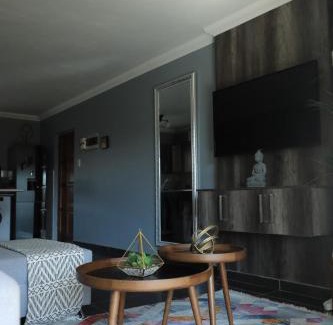 Emalahleni Apartment | The View - Luxury Apartment