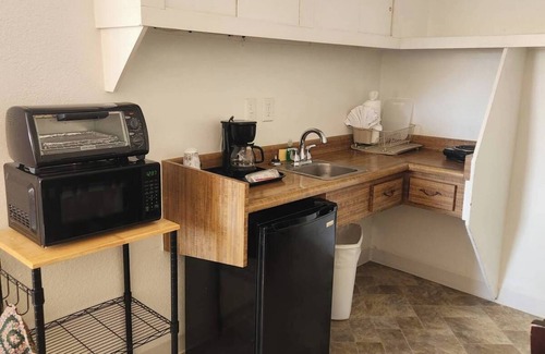 Cottonwood Hotel | The View Motel