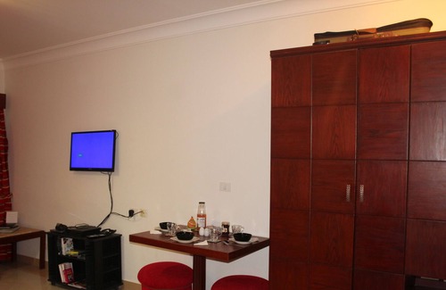 Sakkala Apartment | The View Studio Private Luxury Apartment (max 4 people), Private Beach + Pool