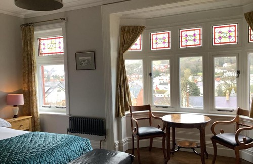 Llangollen Bed & Breakfast | The Views Bed and Breakfast