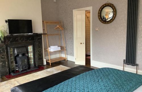 Llangollen Bed & Breakfast | The Views Bed and Breakfast