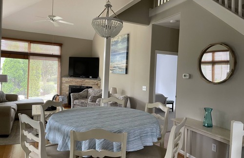 Lewes Villa | The Villa at Cottonwood Lane