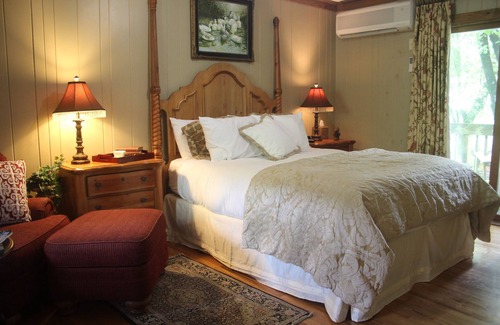Blowing Rock Hotel | The Village Inn