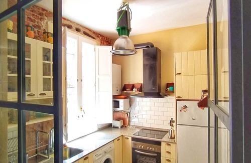 Arganzuela Condo | The vintage house, Paseo de Delicias