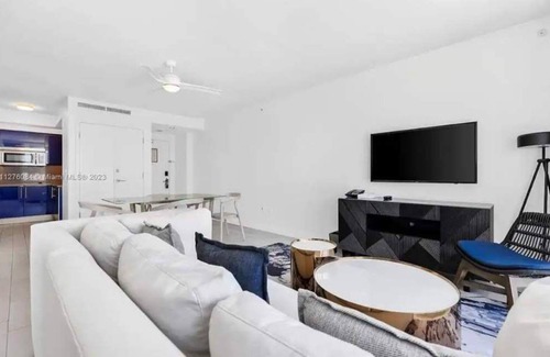 Central Beach Apartment | The W Beachfront Cool Corner